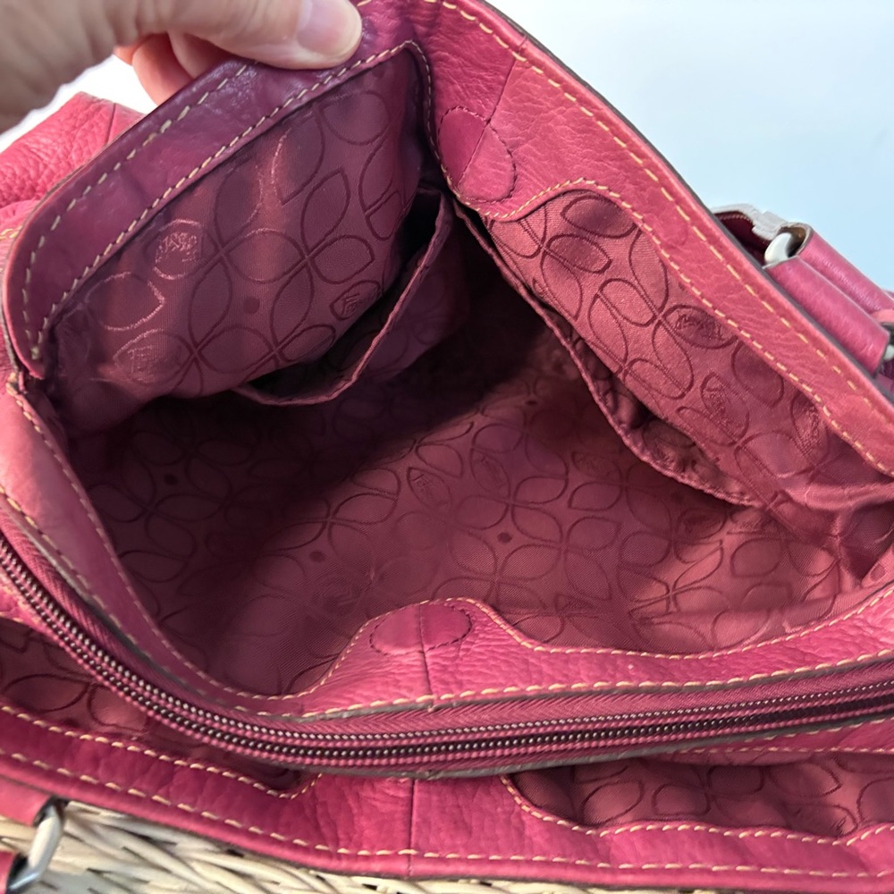 Fossil Pink Leather Shoulder Bag - Picture 10 of 11